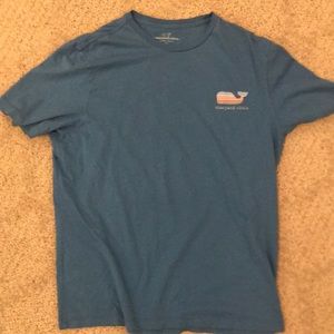Vineyard vines t-shirt